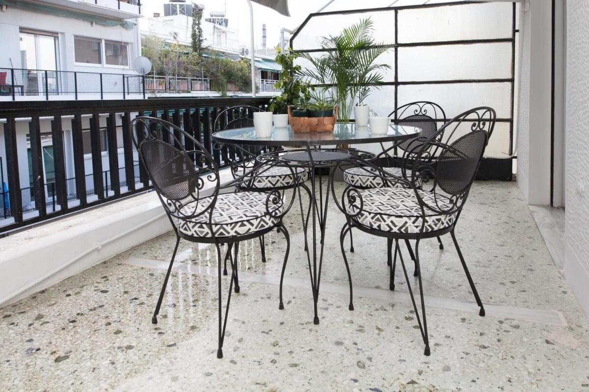 Pagrati Urban Oasis Getaway 2Bd Apt With Balcony Athens Exterior photo
